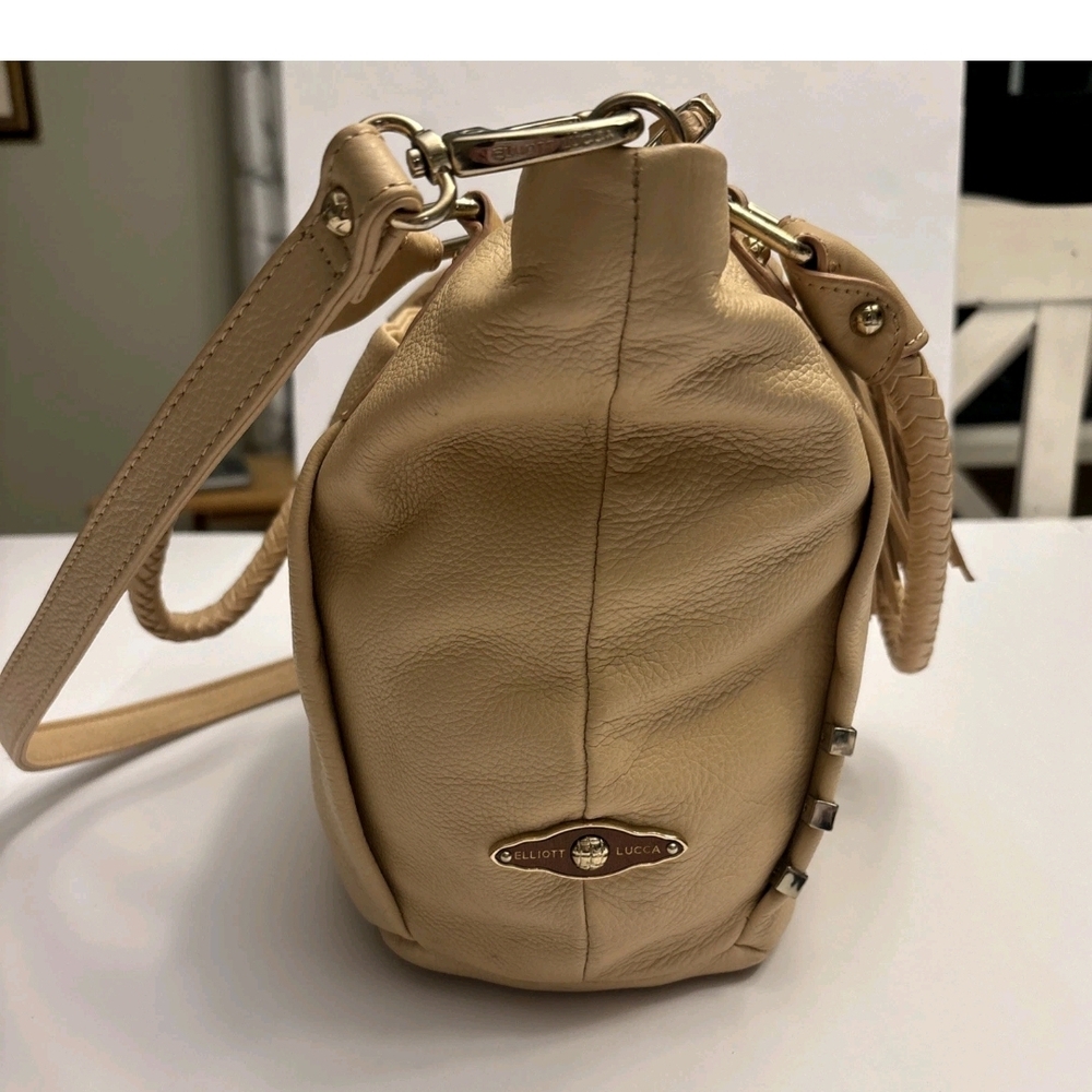 🫶SALE! LEATHER Elliott Lucca hobo bag with tassle - Picture 4 of 9